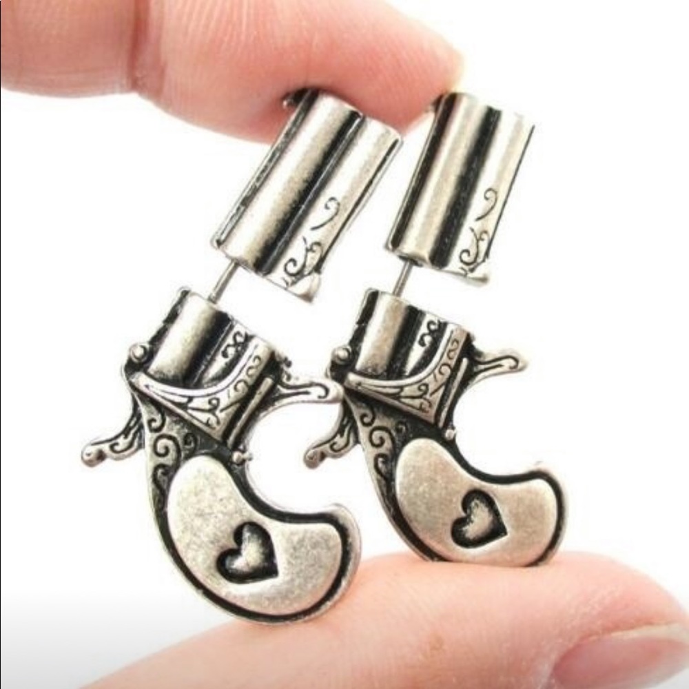 1Pair Fake Pistol Gun Shaped Stud Earrings NWT
